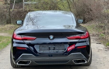 BMW 8 серия, 2019 год, 7 070 000 рублей, 3 фотография