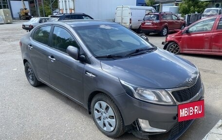 KIA Rio III рестайлинг, 2014 год, 400 000 рублей, 3 фотография