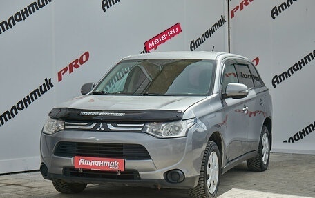 Mitsubishi Outlander III рестайлинг 3, 2013 год, 1 450 000 рублей, 4 фотография