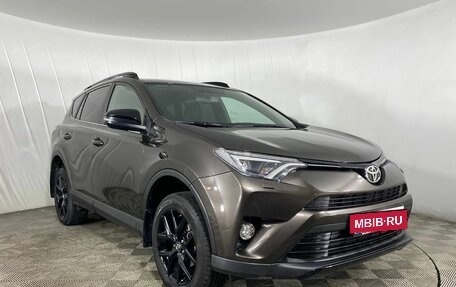 Toyota RAV4, 2019 год, 2 999 000 рублей, 3 фотография