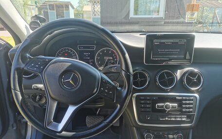 Mercedes-Benz A-Класс, 2015 год, 1 568 000 рублей, 5 фотография