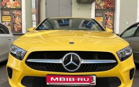 Mercedes-Benz A-Класс, 2019 год, 2 800 000 рублей, 4 фотография
