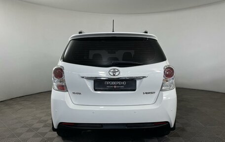 Toyota Verso I, 2013 год, 3 фотография