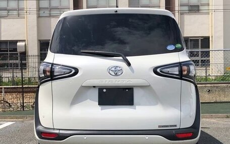 Toyota Sienta II, 2021 год, 1 010 000 рублей, 4 фотография