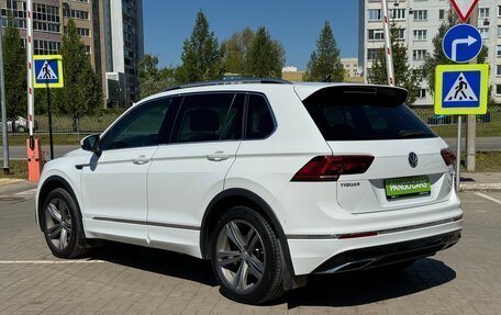 Volkswagen Tiguan II, 2018 год, 3 195 000 рублей, 5 фотография