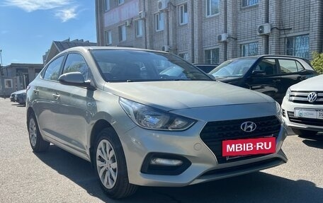 Hyundai Solaris II рестайлинг, 2018 год, 1 395 000 рублей, 2 фотография