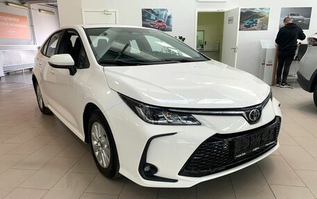 Toyota Corolla, 2024 год, 2 860 000 рублей, 2 фотография