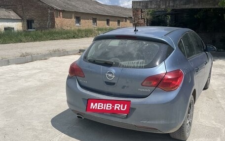 Opel Astra J, 2010 год, 799 000 рублей, 4 фотография