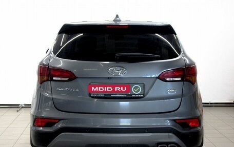 Hyundai Santa Fe III рестайлинг, 2017 год, 2 599 000 рублей, 4 фотография