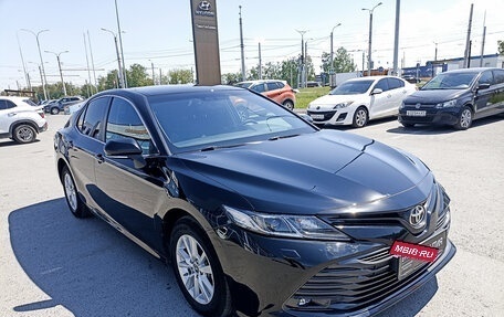 Toyota Camry, 2019 год, 3 159 000 рублей, 3 фотография