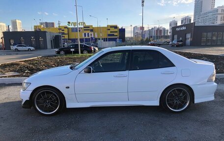 Toyota Altezza, 1999 год, 870 000 рублей, 4 фотография