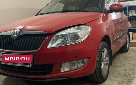 Skoda Fabia II, 2011 год, 1 249 000 рублей, 2 фотография