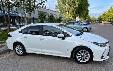 Toyota Corolla, 2021 год, 2 400 000 рублей, 2 фотография