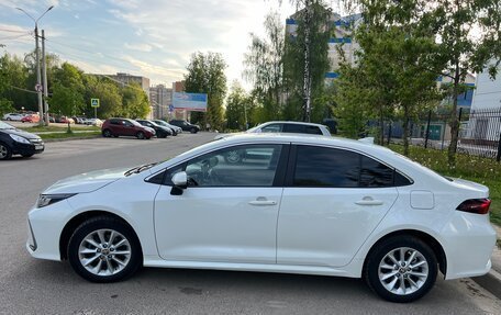 Toyota Corolla, 2021 год, 2 400 000 рублей, 4 фотография