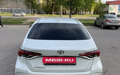 Toyota Corolla, 2021 год, 2 400 000 рублей, 3 фотография