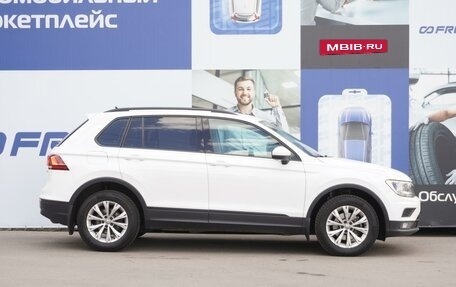 Volkswagen Tiguan II, 2017 год, 2 210 000 рублей, 5 фотография