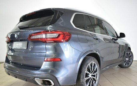BMW X5, 2018 год, 5 550 000 рублей, 3 фотография