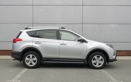 Toyota RAV4, 2013 год, 2 359 000 рублей, 5 фотография