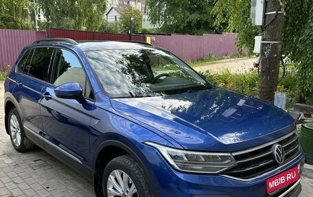 Volkswagen Tiguan II, 2021 год, 2 830 000 рублей, 1 фотография