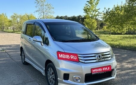 Honda Freed I, 2012 год, 1 210 000 рублей, 1 фотография