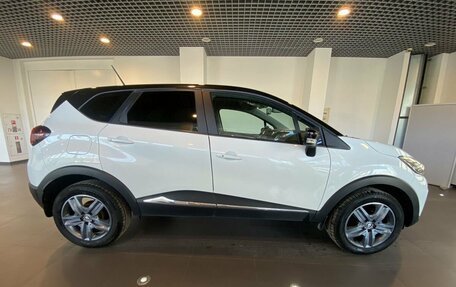 Renault Kaptur I рестайлинг, 2020 год, 1 890 000 рублей, 2 фотография