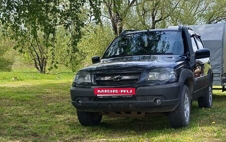 Chevrolet Niva I рестайлинг, 2017 год, 930 000 рублей, 5 фотография