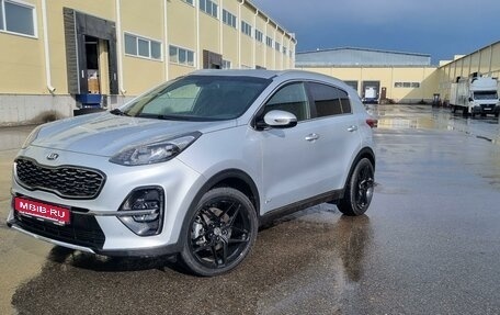 KIA Sportage IV рестайлинг, 2018 год, 3 200 000 рублей, 1 фотография