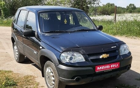 Chevrolet Niva I рестайлинг, 2011 год, 520 000 рублей, 1 фотография