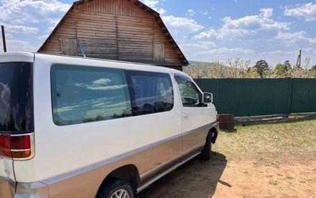 Nissan Elgrand I, 1997 год, 600 000 рублей, 2 фотография