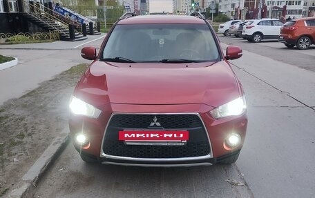 Mitsubishi Outlander III рестайлинг 3, 2011 год, 1 490 000 рублей, 5 фотография