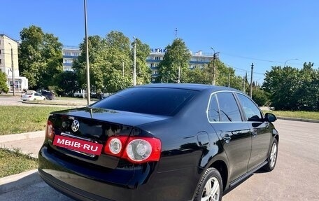 Volkswagen Jetta VI, 2008 год, 690 000 рублей, 3 фотография