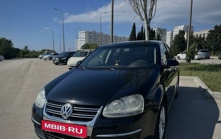 Volkswagen Jetta VI, 2008 год, 690 000 рублей, 2 фотография