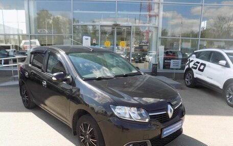 Renault Sandero II рестайлинг, 2014 год, 894 000 рублей, 3 фотография