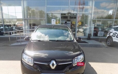 Renault Sandero II рестайлинг, 2014 год, 894 000 рублей, 2 фотография