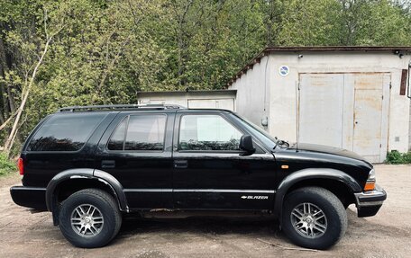 Chevrolet Blazer II рестайлинг, 1998 год, 600 000 рублей, 3 фотография