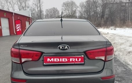 KIA Rio III рестайлинг, 2015 год, 1 030 000 рублей, 1 фотография