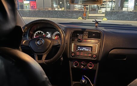 Volkswagen Polo VI (EU Market), 2016 год, 580 000 рублей, 2 фотография