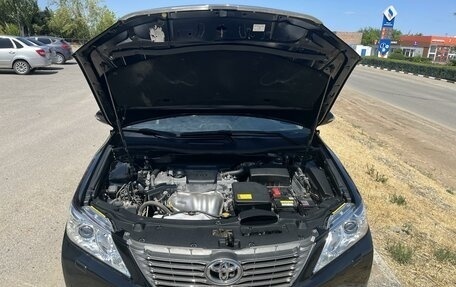 Toyota Camry, 2014 год, 2 550 000 рублей, 4 фотография