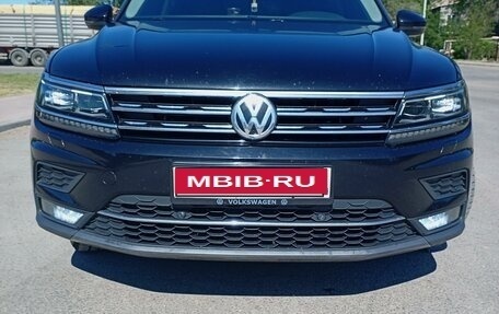 Volkswagen Tiguan II, 2017 год, 2 690 000 рублей, 2 фотография