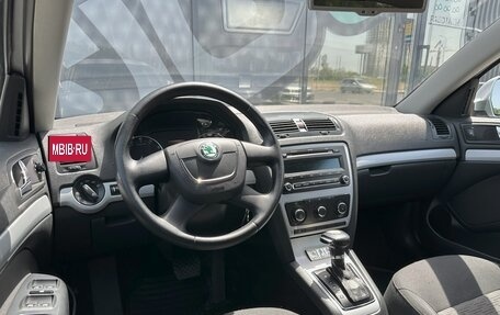 Skoda Octavia, 2011 год, 935 000 рублей, 2 фотография