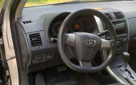 Toyota Corolla, 2013 год, 1 350 000 рублей, 5 фотография