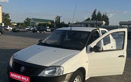 Renault Logan I, 2011 год, 550 000 рублей, 3 фотография