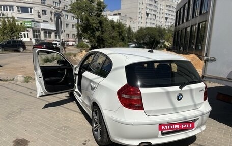 BMW 1 серия, 2011 год, 1 330 000 рублей, 4 фотография
