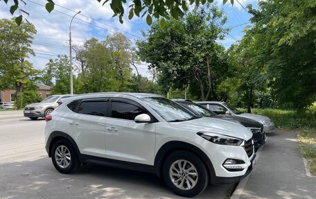 Hyundai Tucson III, 2017 год, 2 275 000 рублей, 2 фотография