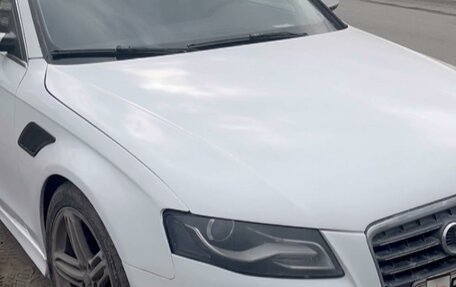 Audi A4, 2010 год, 950 000 рублей, 2 фотография