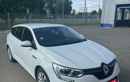 Renault Megane IV, 2019 год, 1 450 000 рублей, 2 фотография