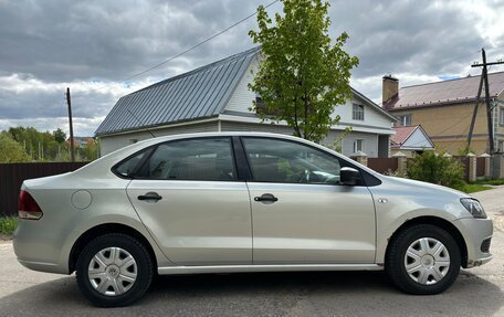 Volkswagen Polo VI (EU Market), 2012 год, 690 000 рублей, 3 фотография