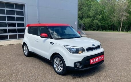 KIA Soul II рестайлинг, 2018 год, 1 750 000 рублей, 7 фотография