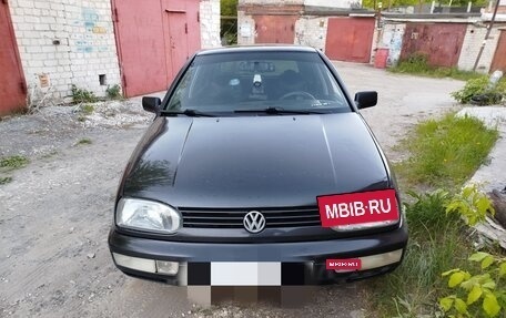 Volkswagen Golf III, 1997 год, 370 000 рублей, 3 фотография