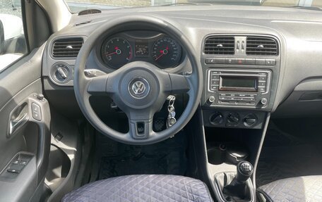Volkswagen Polo VI (EU Market), 2014 год, 898 000 рублей, 17 фотография